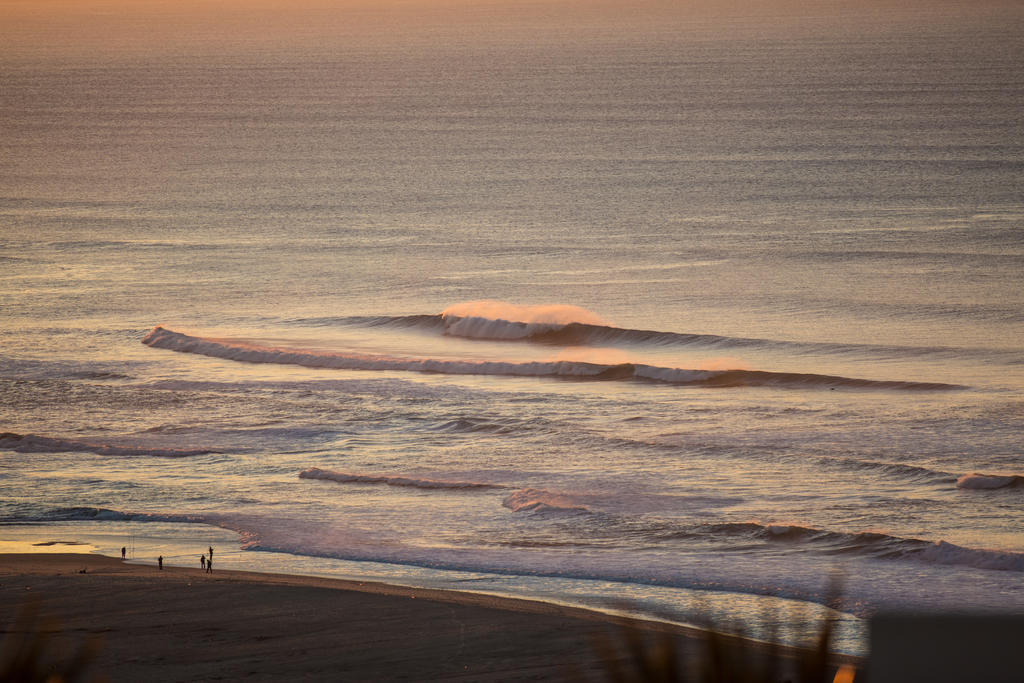 Surfers Lodge Peniche Luaran gambar