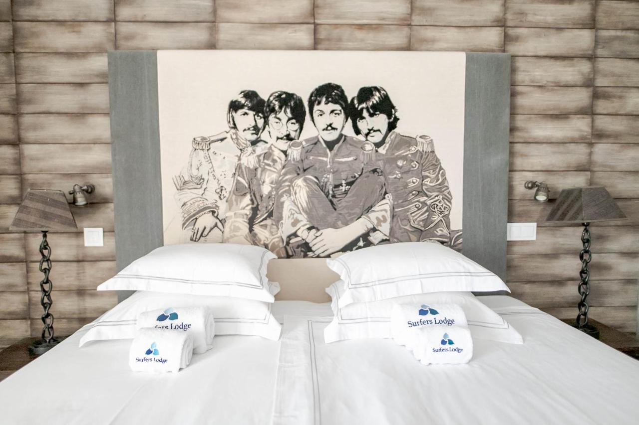 Surfers Lodge Peniche Luaran gambar