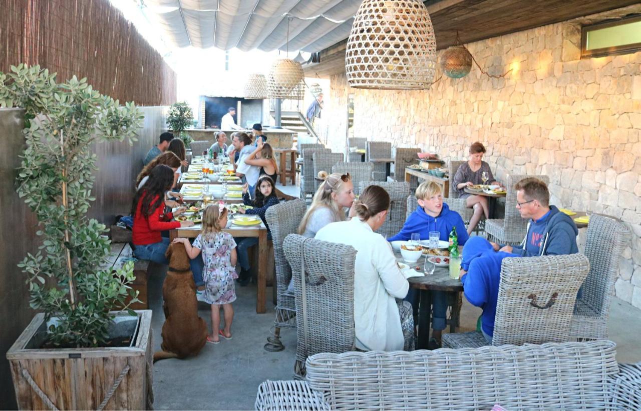 Surfers Lodge Peniche Luaran gambar
